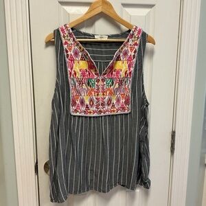 Entro SZ 1X Aztec Pinstripe Embroidered Vneck Top Boho Cowgirl